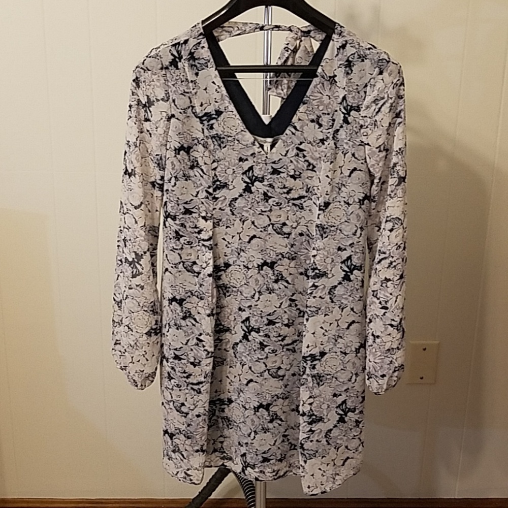 BCBGeneration Long Sleeve Dress